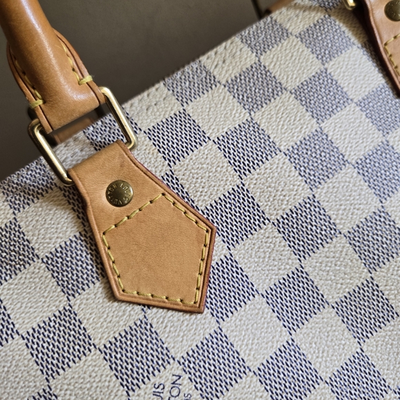 Louis vuitton Boston Checkered Top-Handle Satchel in Light Gray and Tan - Picture 11 of 13